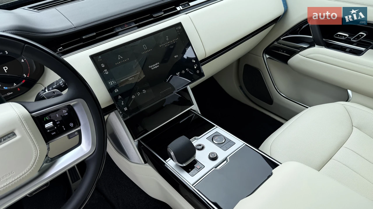 Land Rover-11
