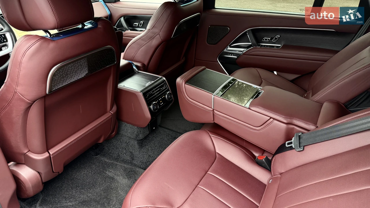 Land Rover-15