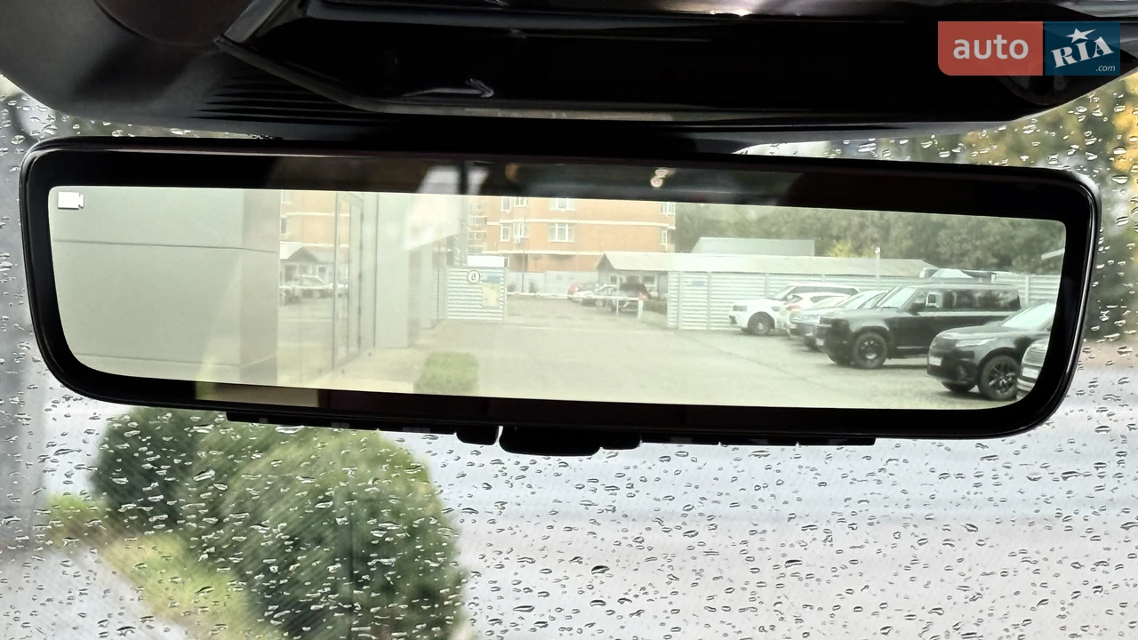 Land Rover-11