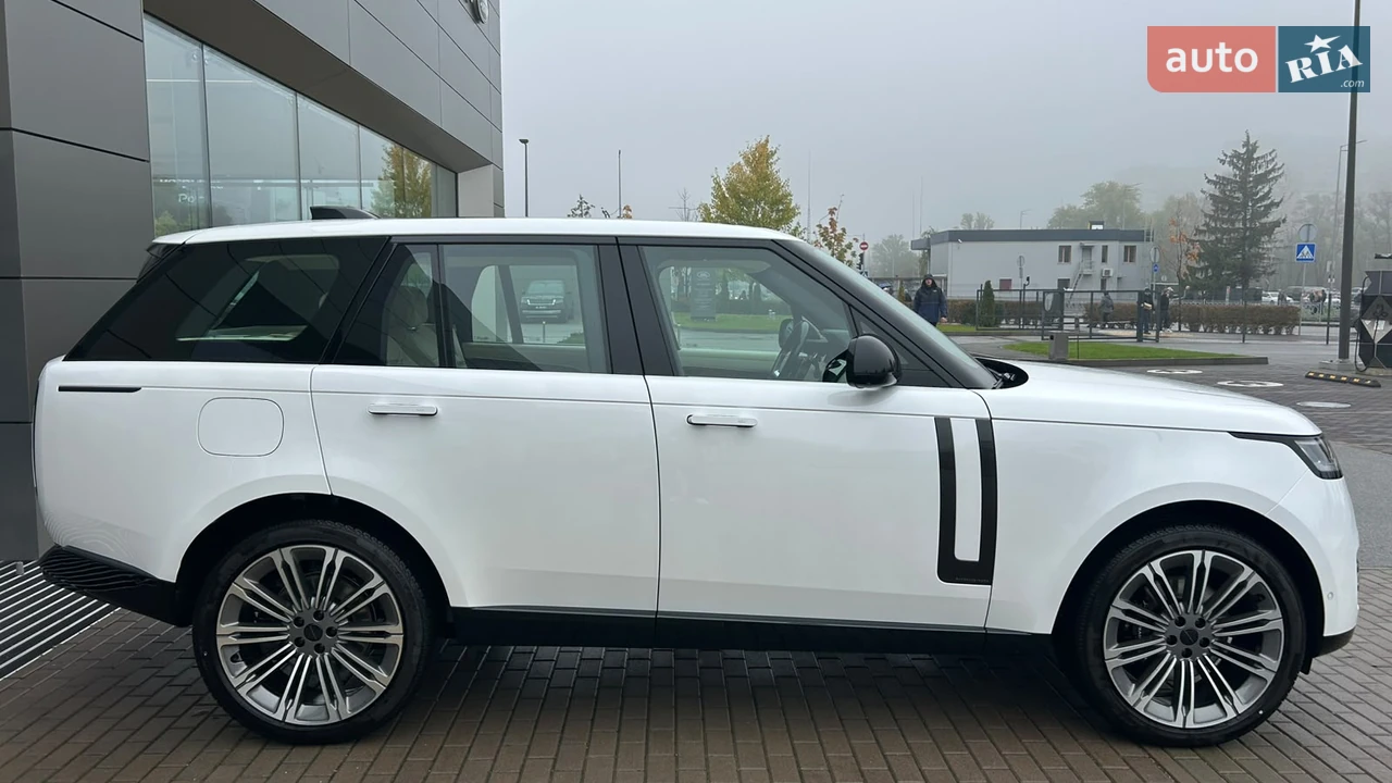 Land Rover-24