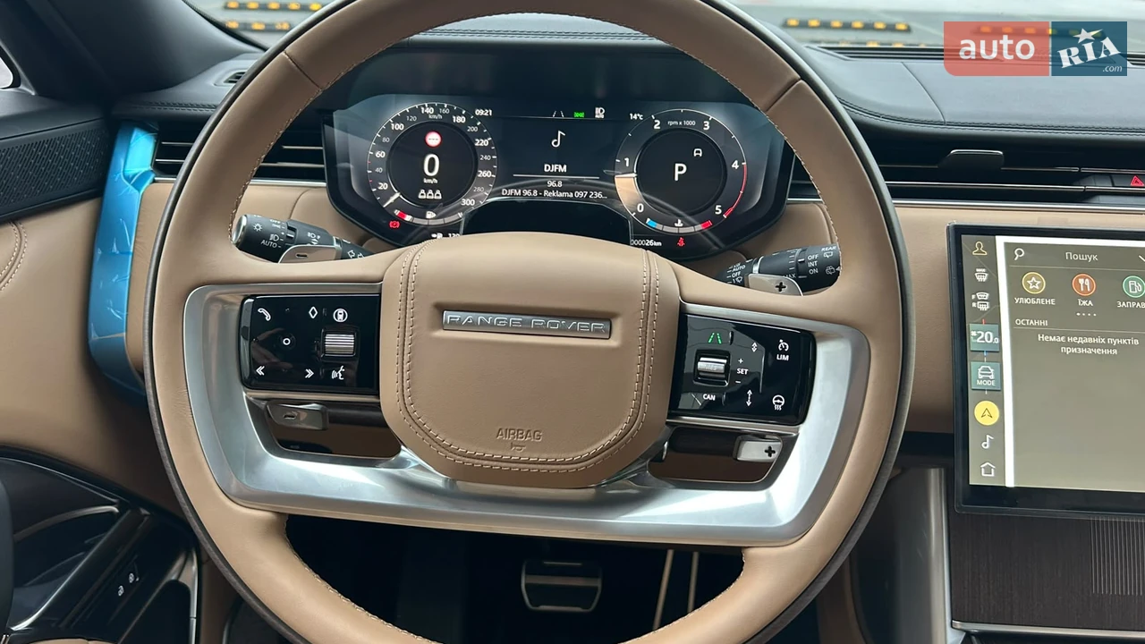 Land Rover-9