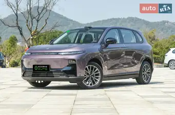 Leapmotor B10