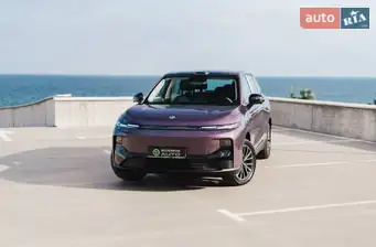 Leapmotor B10