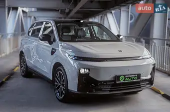 Leapmotor B10
