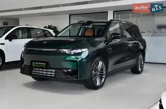 Leapmotor C16