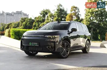 Leapmotor C16