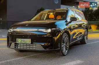 Leapmotor C16