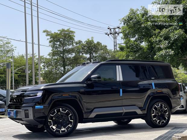 Leopard 8 2025 Leopard 8 2025