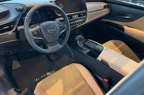 Lexus ES Business