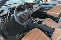 Lexus ES Executive+