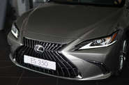 Lexus ES Executive+