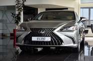 Lexus ES Launch Edition