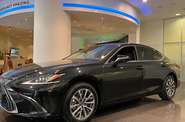 Lexus ES Business