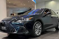 Lexus ES Business