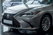 Lexus ES Launch Edition