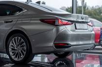 Lexus ES Launch Edition