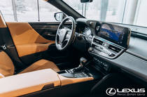 Lexus ES Launch Edition