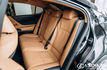 Lexus ES Launch Edition