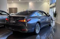 Lexus ES Launch Edition