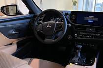 Lexus ES Launch Edition