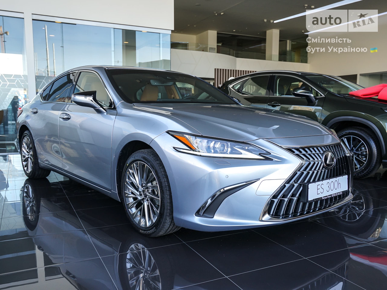 Lexus ES Launch Edition