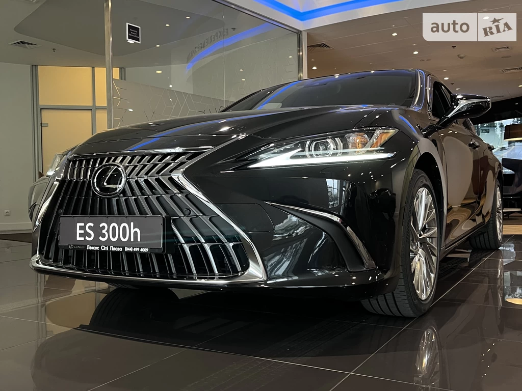 Lexus ES Launch Edition