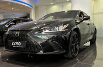 Lexus ES F Sport Design