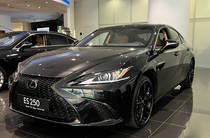 Lexus ES F Sport Design