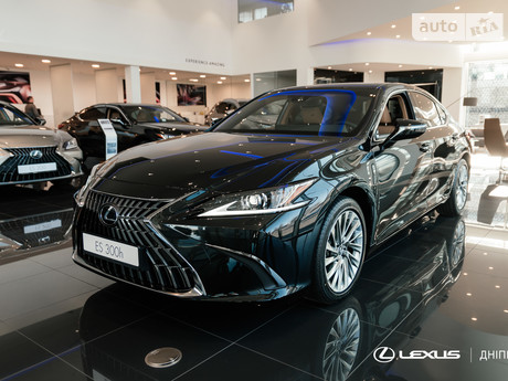 Lexus ES 2022