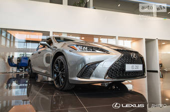 Lexus ES 2023 F Sport Design