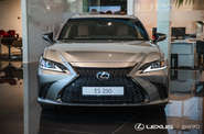 Lexus ES F Sport Design