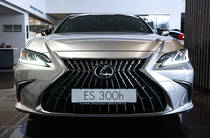 Lexus ES Launch Edition