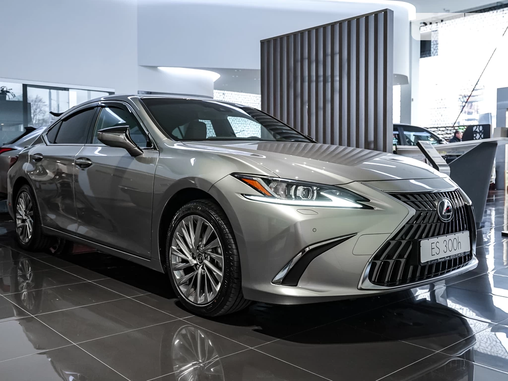 Lexus ES Launch Edition