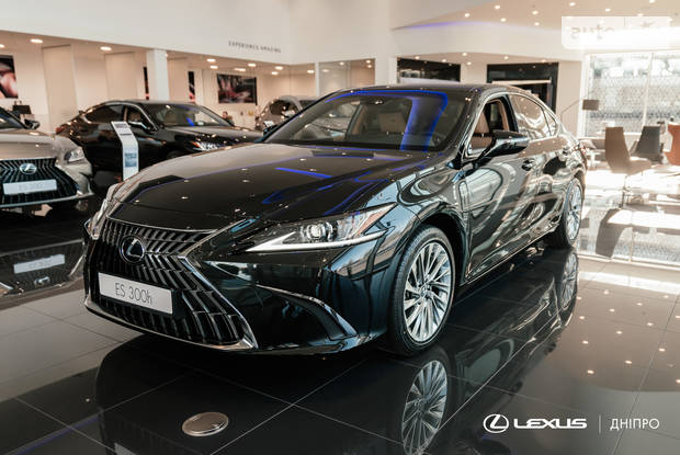 Lexus ES Launch Edition