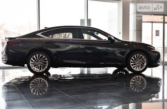 Lexus ES 2023 Launch Edition