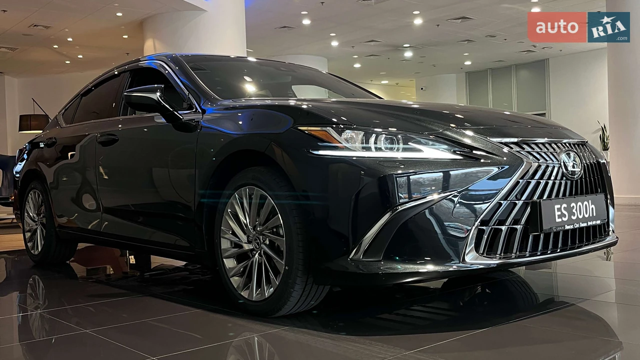 Lexus ES Launch Edition