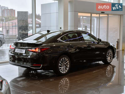 Новий Lexus ES 2024 - фото 2