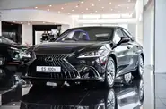 Lexus ES Launch Edition