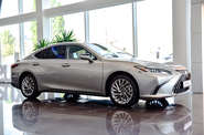 Lexus ES Launch Edition