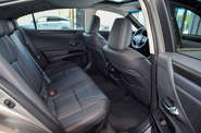 Lexus ES Launch Edition