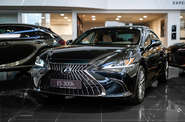 Lexus ES Launch Edition