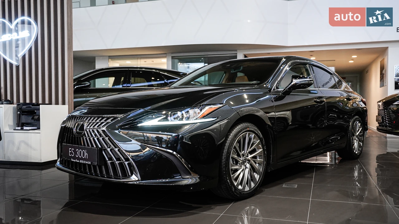 Lexus ES Launch Edition