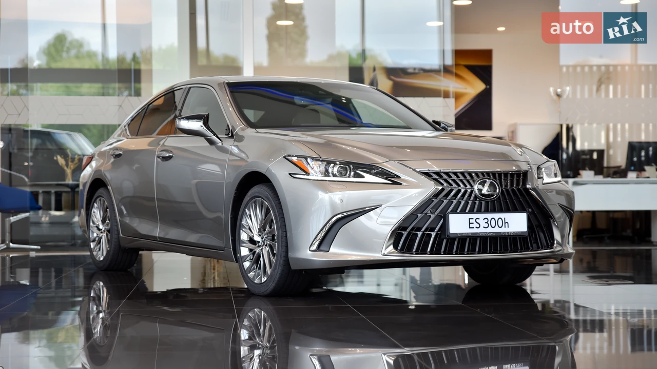Lexus ES Launch Edition