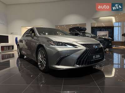 Lexus ES 2025 Launch Edition