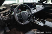 Lexus ES Launch Edition