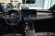 Lexus ES Launch Edition