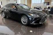 Lexus ES Launch Edition