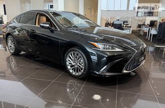 Lexus ES 300h e-CVT (215 к.с.) 2025