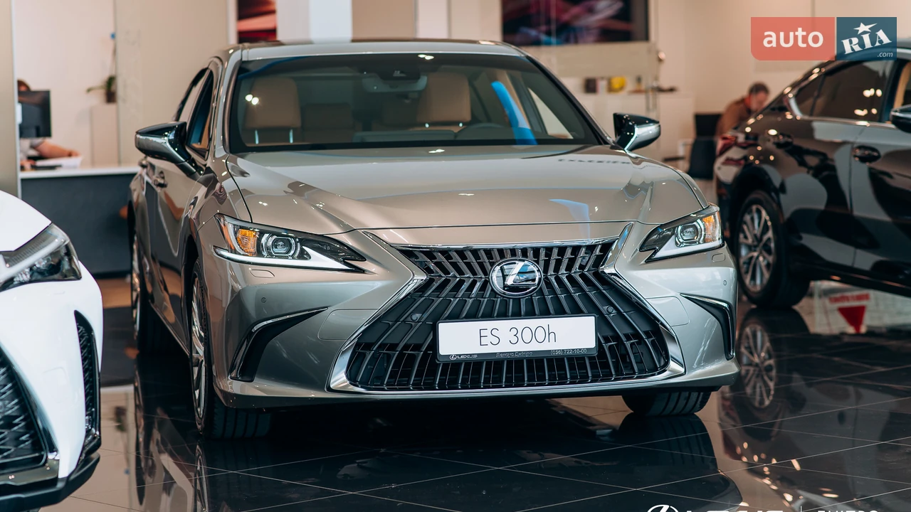 Lexus ES Launch Edition