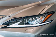 Lexus ES Launch Edition